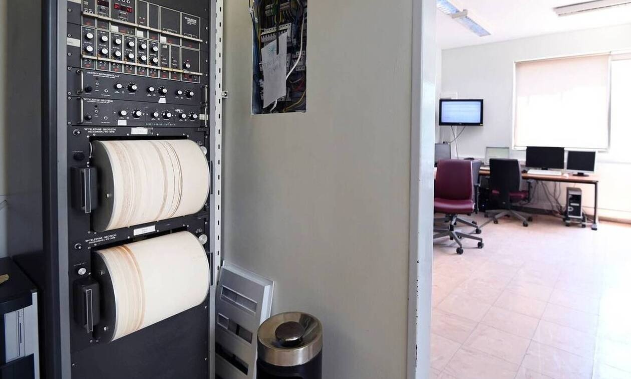 Σεισμός τώρα 5 Ρίχτερ μεταξύ Σαντορίνης και Αμοργού – Αισθητός και στην Αττική