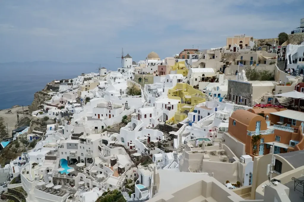 Η Σαντορίνη κηρύχθηκε σε κατάσταση έκτακτης ανάγκης – Μεταβαίνει στο νησί ο Κ.Μητσοτάκης