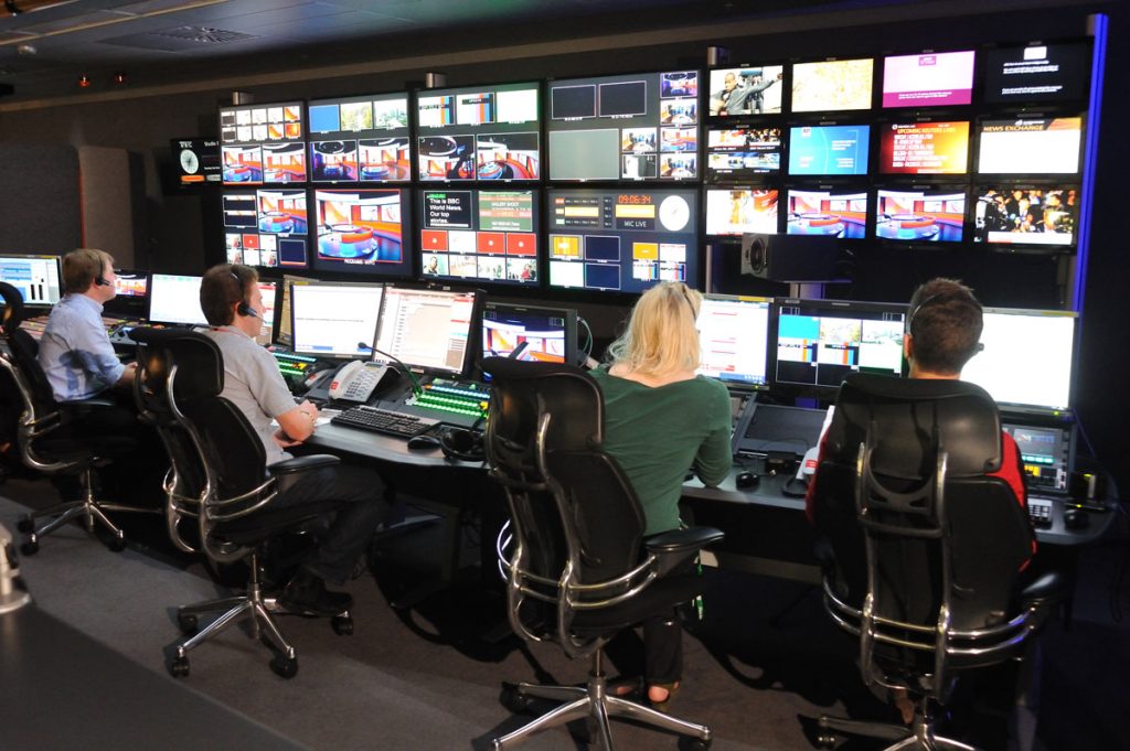 Wikileaks: 6.200  δημοσιογράφοι και  πάνω από 980 ΜΜΕ & MKO από 30 χώρες  στη λίστα πληρωμών της USAID