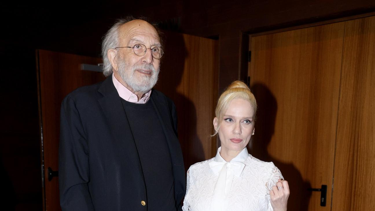 Τ.Οικονόμου για τη σχέση της με τον Α.Λυκουρέζο: «Είμαστε πάρα πολύ καλά και τα αισθήματά μας είναι αμοιβαία»