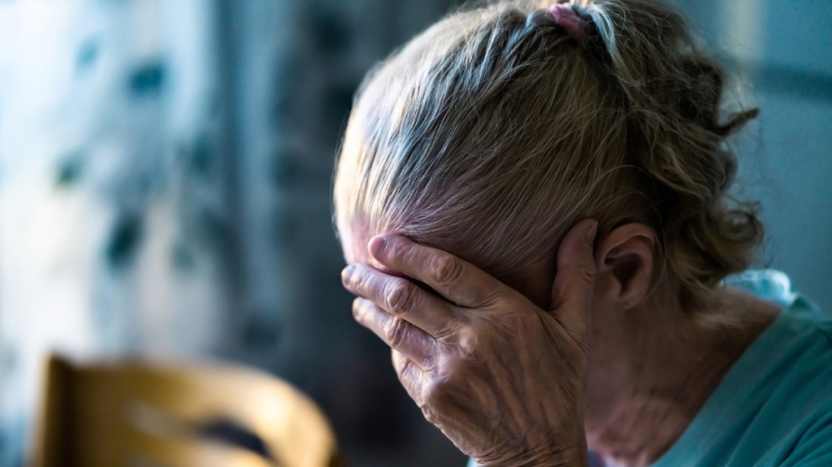 Απέσπασαν 28.400€ από μία 78χρονη παριστάνοντας μέλη της τέως βασιλικής οικογένειας!