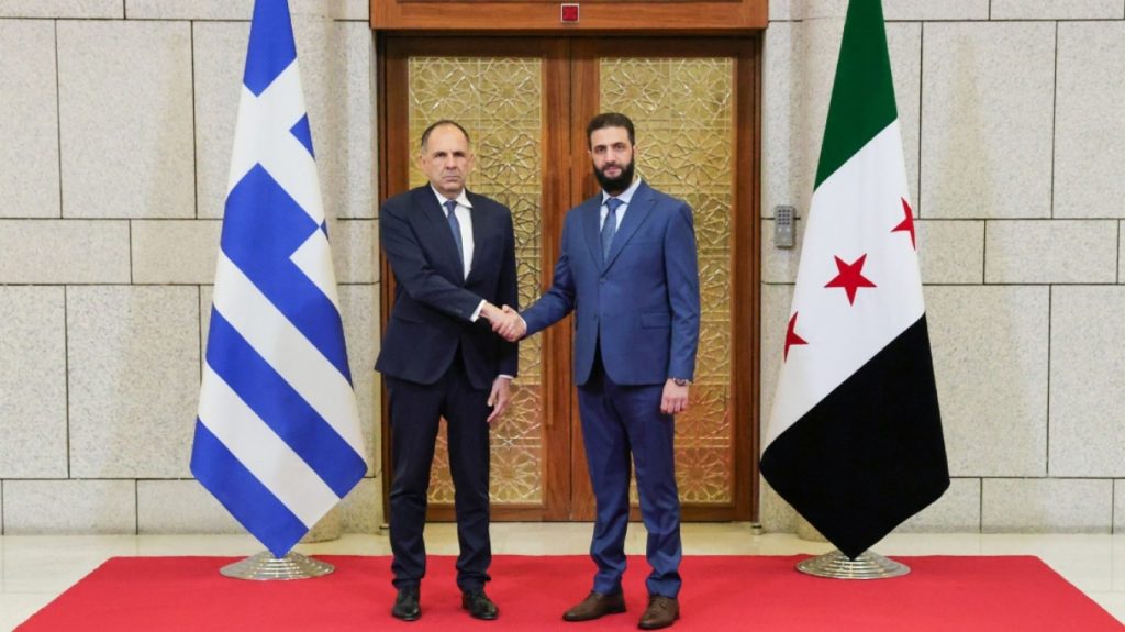 Ολοκληρώθηκε η συνάντηση Γ.Γεραπετρίτη με τον ισλαμιστή ηγέτη της Συρίας