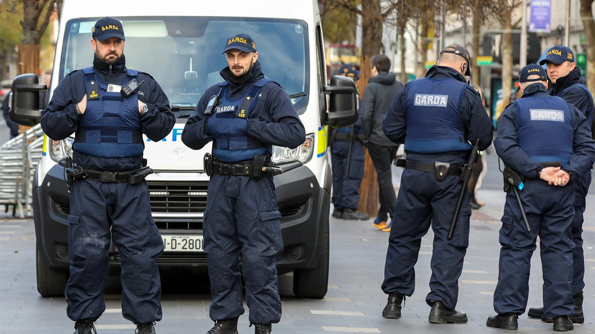 Tραυματίες από επίθεση άνδρα με μαχαίρι στο Ιρλανδία – Συνελήφθη ο δράστης