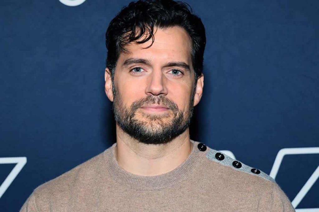 Χένρι Καβίλ: Όταν έφτασε μια ανάσα από τον ρόλο του Τζέιμς Μποντ πριν από 20 χρόνια (βίντεο)