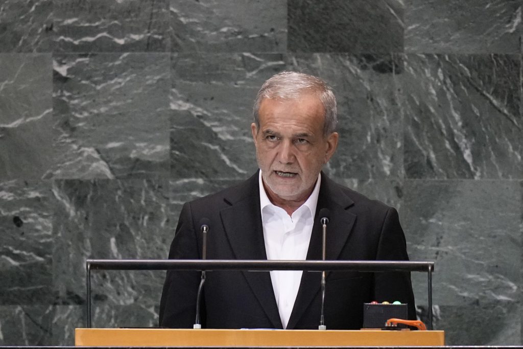 Ιράν: Ο Μ.Πεζεσκιάν εκφράζει την αμφισβήτησή του σχετικά με την προθυμία των ΗΠΑ για διαλόγους με την Τεχεράνη