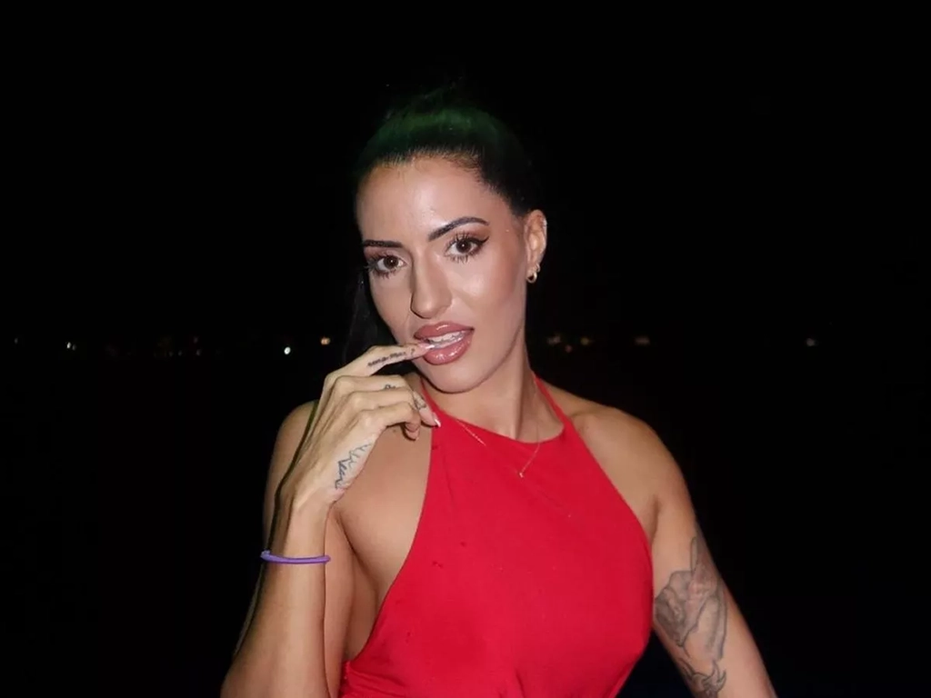 Coco Bae: Η γυναίκα που θέλει να κάνει σεξ με άνδρες από όλες τις χώρες του κόσμου – Τι λέει για τους Έλληνες