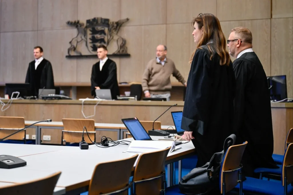 Ισόβια σε ζευγάρι Γερμανών που σκότωσε δύο Ουκρανές γυναίκες – Ήθελαν να αρπάξουν το μωρό της μίας εξ αυτών