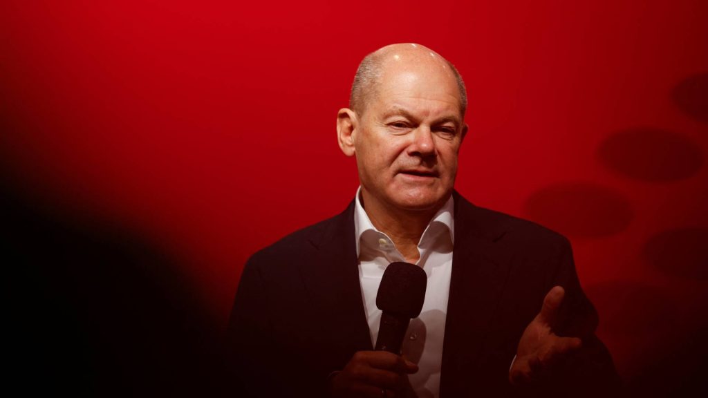 Ο Ο.Σολτς δέχεται πυρά για ρατσιστικό λόγο: Είπε γελωτοποιό μαύρο γερουσιαστή