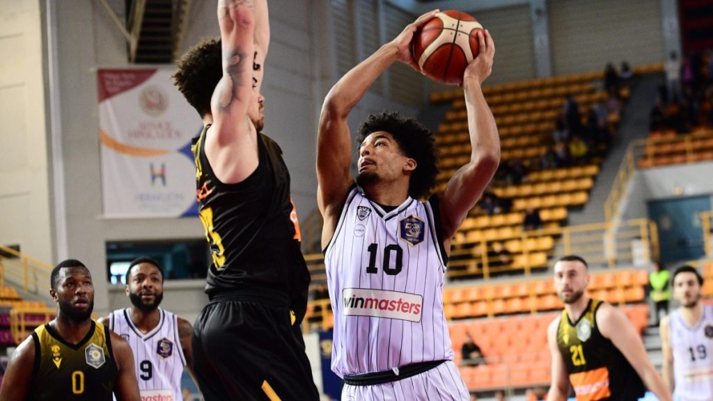 Πρόκριση-θρίαμβος για τον ΠΑΟΚ: Σαρωτική νίκη 84-65 επί της ΑΕΚ για το Κύπελλο