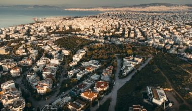 Δείτε από πού προέκυψαν τα ονόματα των Νοτίων Προαστίων της Αττικής