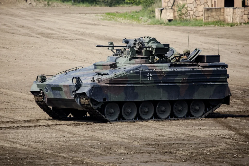 Βρετανία και Γαλλία εξετάζουν σχέδιο στρατιωτικής αποστολής στην Ουκρανία