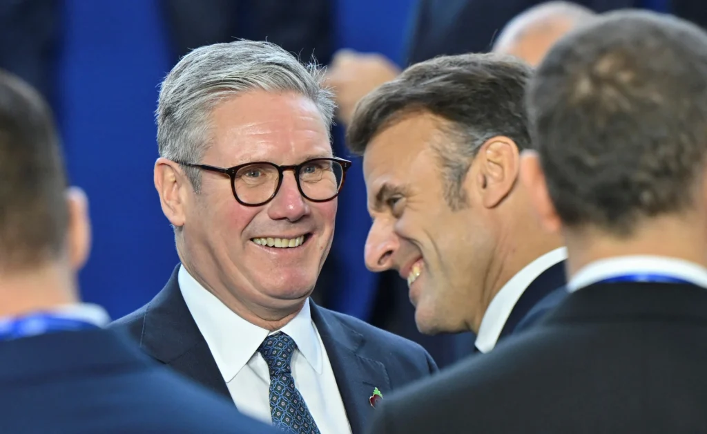 Διάσκεψη για την Ουκρανία στο Παρίσι: Συμμμετέχουν οι Ε.Μακρόν, Κ.Στάρμερ, Ό.Σολτς, Μ.Ρούτε και Φον ντερ Λάιεν