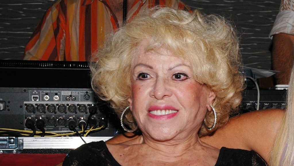 Κ.Γκρέυ: «Υπάρχει περίπτωση να προσβάλλουμε τη διαθήκη» λέει η δικηγόρος του γιου της