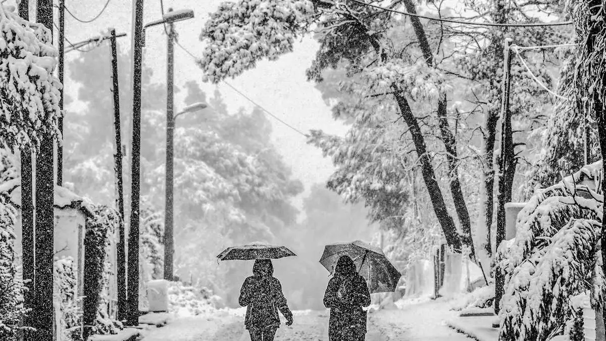 Έκτακτο δελτίο επιδείνωσης του καιρού: Χιόνια και πτώση της θερμοκρασίας κατά 10°C!