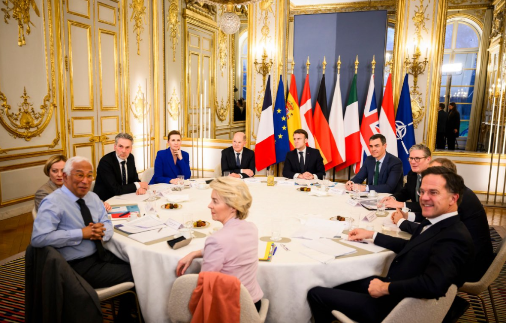 Ολοκληρώθηκε η Σύνοδος Μακρόν στο Παρίσι – Έντονες διαφωνίες και αιχμηρές δηλώσεις