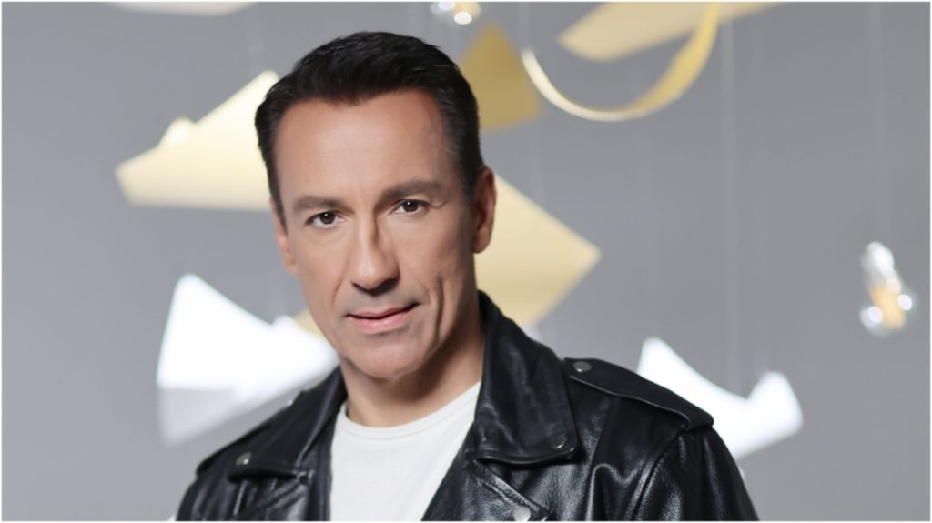 Η συγκινητική ανάρτηση του Πέτρου Ίμβριου για τον χαμό της μητέρας του: «Έχασα τις “ρίζες” και την αγκαλιά μου»