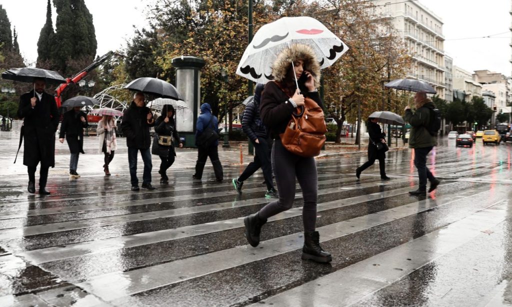 Η ΕΜΥ επικαιροποίησε το έκτακτο δελτίο επιδείνωσης του καιρού – Πού θα χιονίσει και πού θα έχει «τσουχτερό» κρύο
