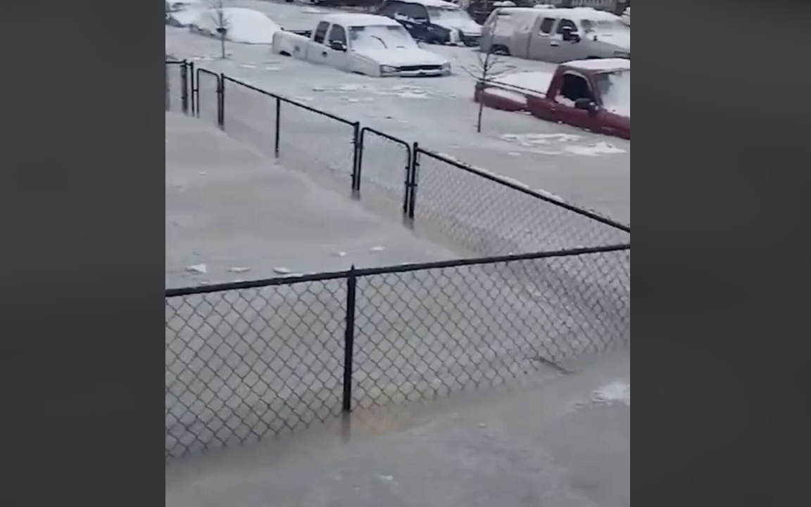 Τεράστιες καταστροφές από τις πλημμύρες στο Ντιτρόιτ – Δείτε βίντεο 