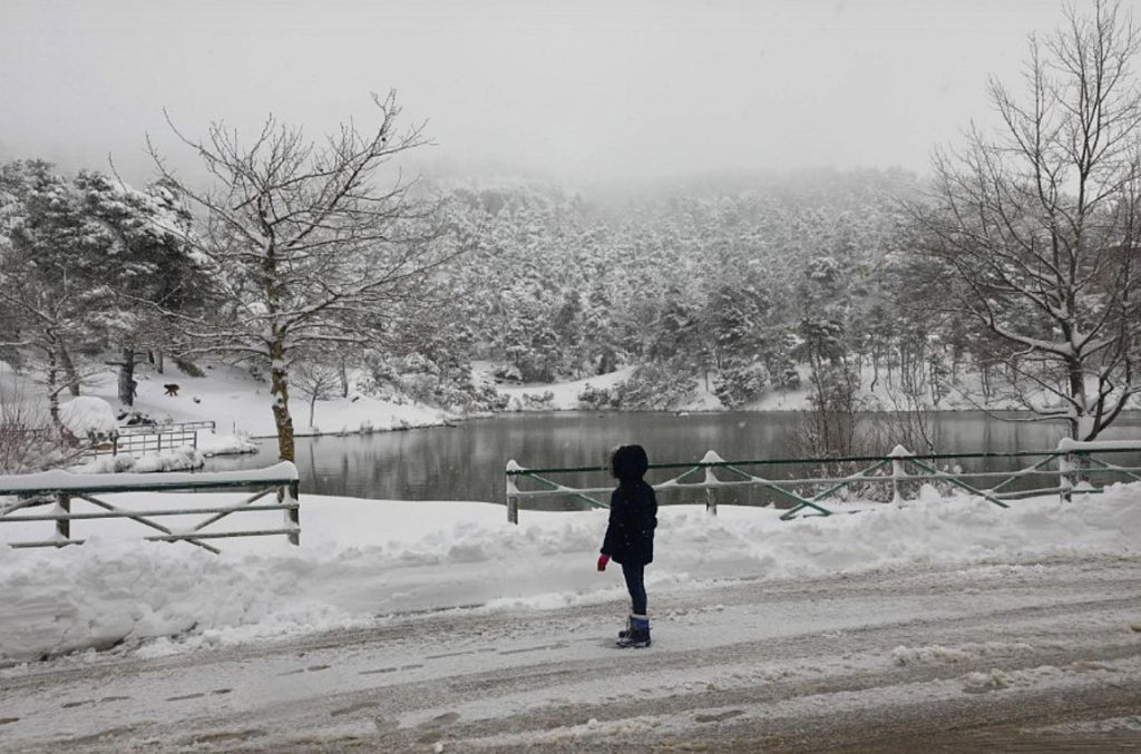 Η ΕΜΥ επικαιροποίησε το έκτακτο δελτίο επιδείνωσης του καιρού: Χιόνια το Σάββατο στην Αττική