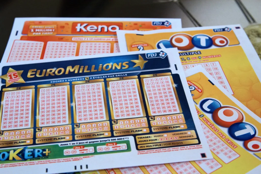 Γαλλία: Άστεγοι κέρδισαν με κλεμμένη κάρτα… 500.000 ευρώ στο ξυστό – Το θύμα ζητά να μοιραστούν τα κέρδη