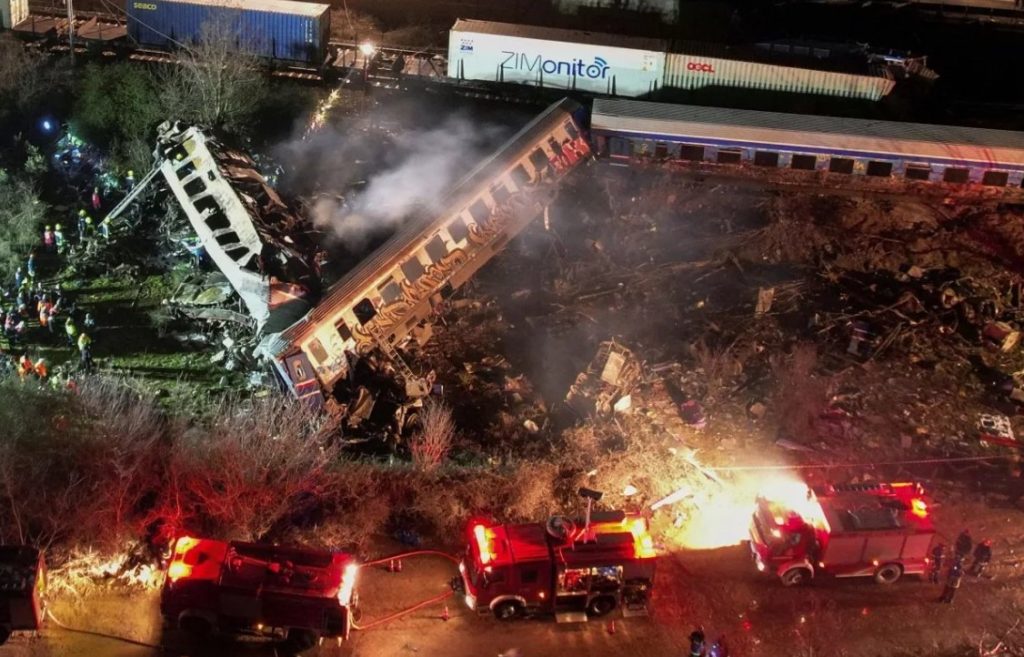 Τέμπη: Ο Βασίλης Κοκοτσάκης αποδομεί το αφήγημα της Hellenic Train για τον τρόπο που προέκυψε η έκρηξη (βίντεο)