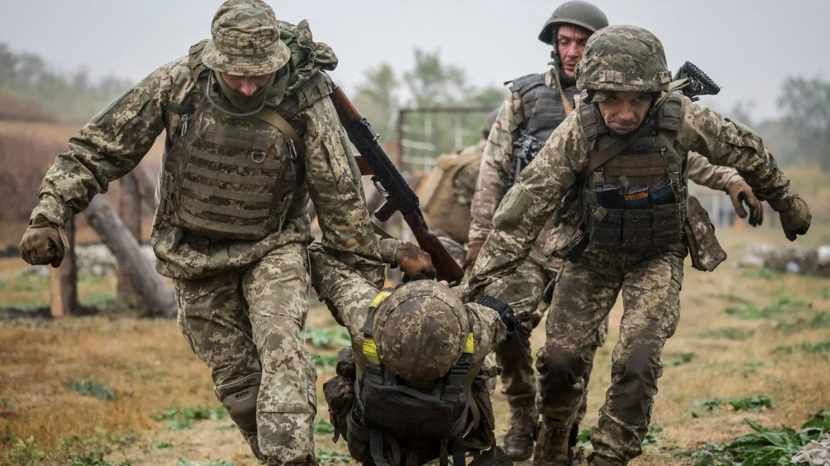 Βίντεο: Η στιγμή που άνδρες της TCC αρπάζουν με τη βία Ουκρανό για να στρατολογηθεί παρά τις κραυγές της γυναίκας του