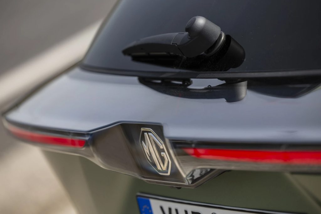 Κινεζικά ηλεκτρικά: Ποδηγετούν τον πλανήτη και κατέχουν το 76%