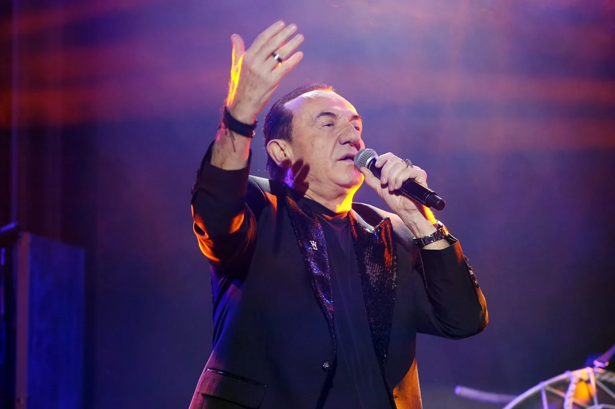 Λευτέρης Πανταζής: «Συνάδελφος μου έκλεινε το μικρόφωνο για να μην ακούγομαι»