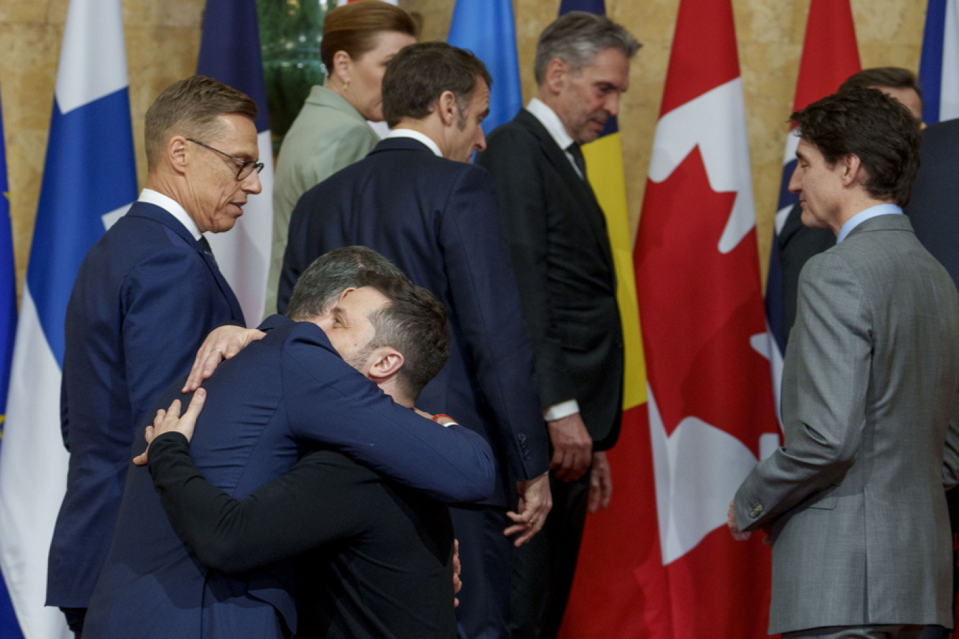 Διάσκεψη Λονδίνου: Οι 15 «πρόθυμοι» συμφώνησαν για τη συνέχιση του πολέμου Ουκρανίας-Ρωσίας επ’ αόριστον