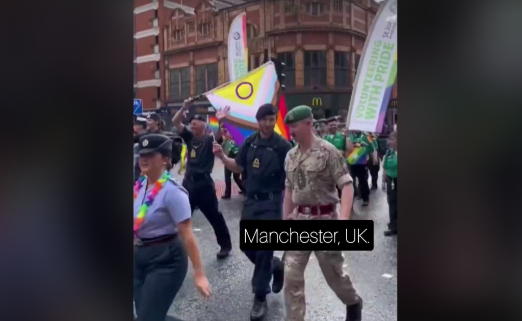 Έτοιμος ο βρετανικός Στρατός για πολεμικές επιχειρήσεις στην Ουκρανία: Φόρεσαν μέχρι και… καλσόν!