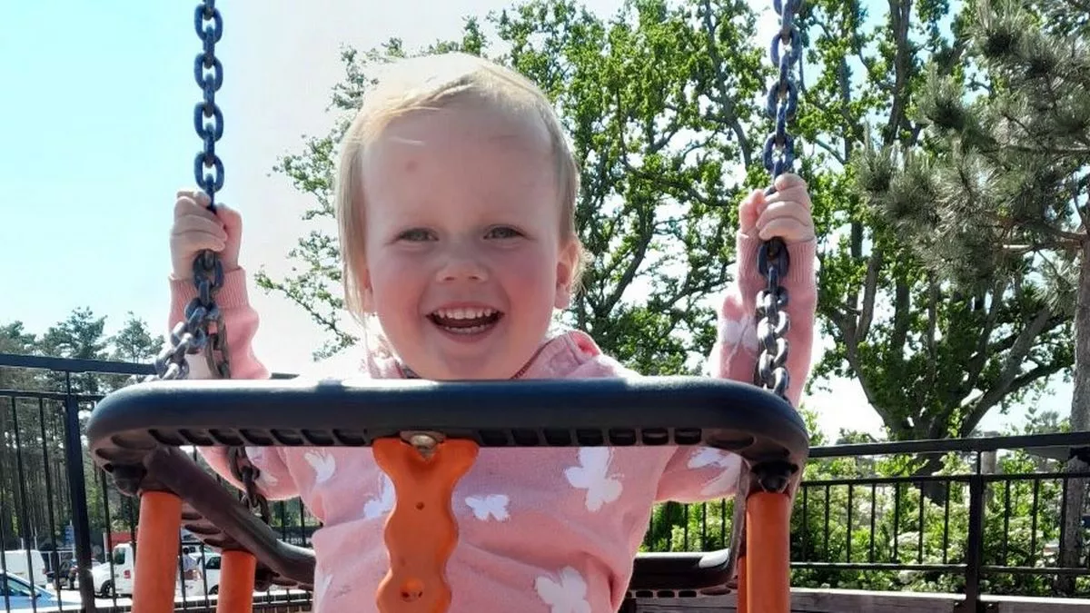 Άναμπελ Μακέι: Ο ξανθός «άγγελος» φέρεται να πνίγηκε στη λίμνη από την ίδια την μητέρα της!