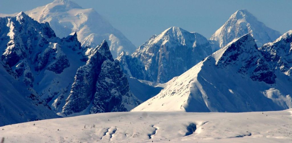 Αλάσκα: Χιονοστιβάδα «κατάπιε» σκιέρ στο Άνκορατζ – Ελάχιστες οι πιθανότητες να εντοπιστούν ζωντανοί