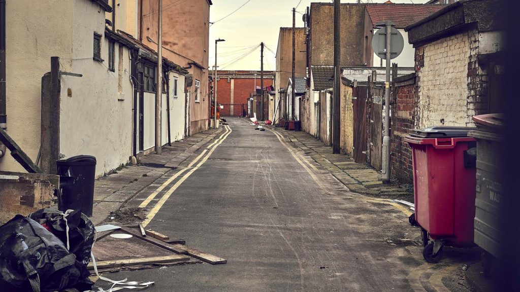 Η Βρετανία δεν ξεχνά το χούι της: Σε αριθμούς ρεκόρ τα περιστατικά «σύγχρονης σκλαβιάς» για το 2024!