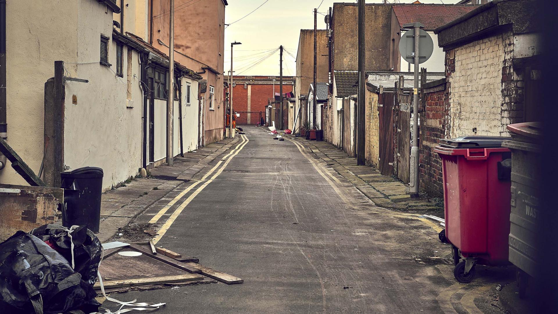 Η Βρετανία δεν ξεχνά το χούι της: Σε αριθμούς ρεκόρ τα περιστατικά «σύγχρονης σκλαβιάς» για το 2024!