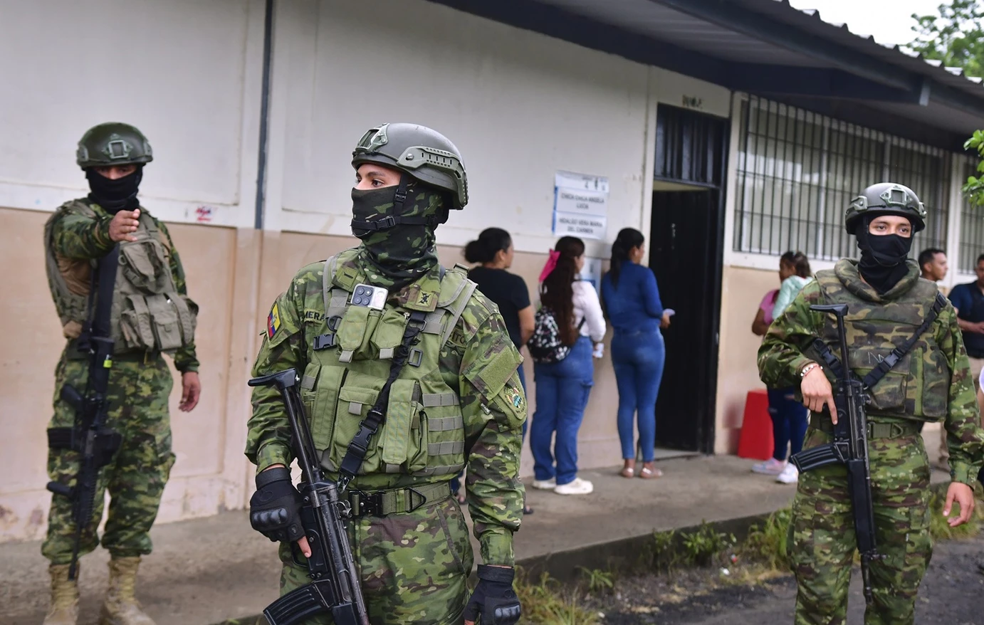 Ισημερινός: Τουλάχιστον 12 νεκροί σε αιματηρή σύγκρουση συμμοριών