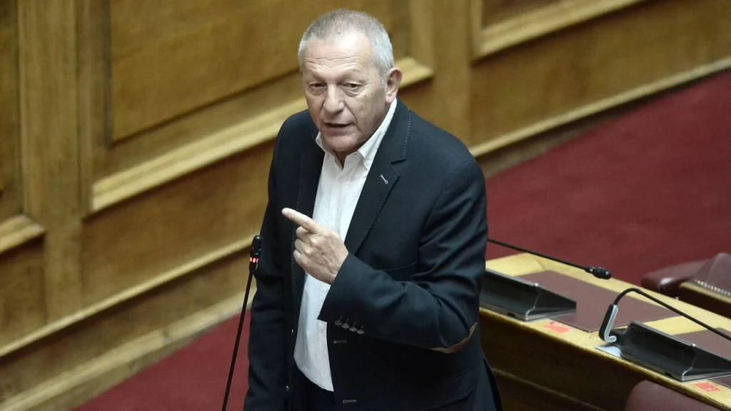 Θ.Παφίλης για Τέμπη: «Δύο χρόνια δεν ξέρει κανένας τι κουβάλαγε αυτή η αμαξοστοιχία;»