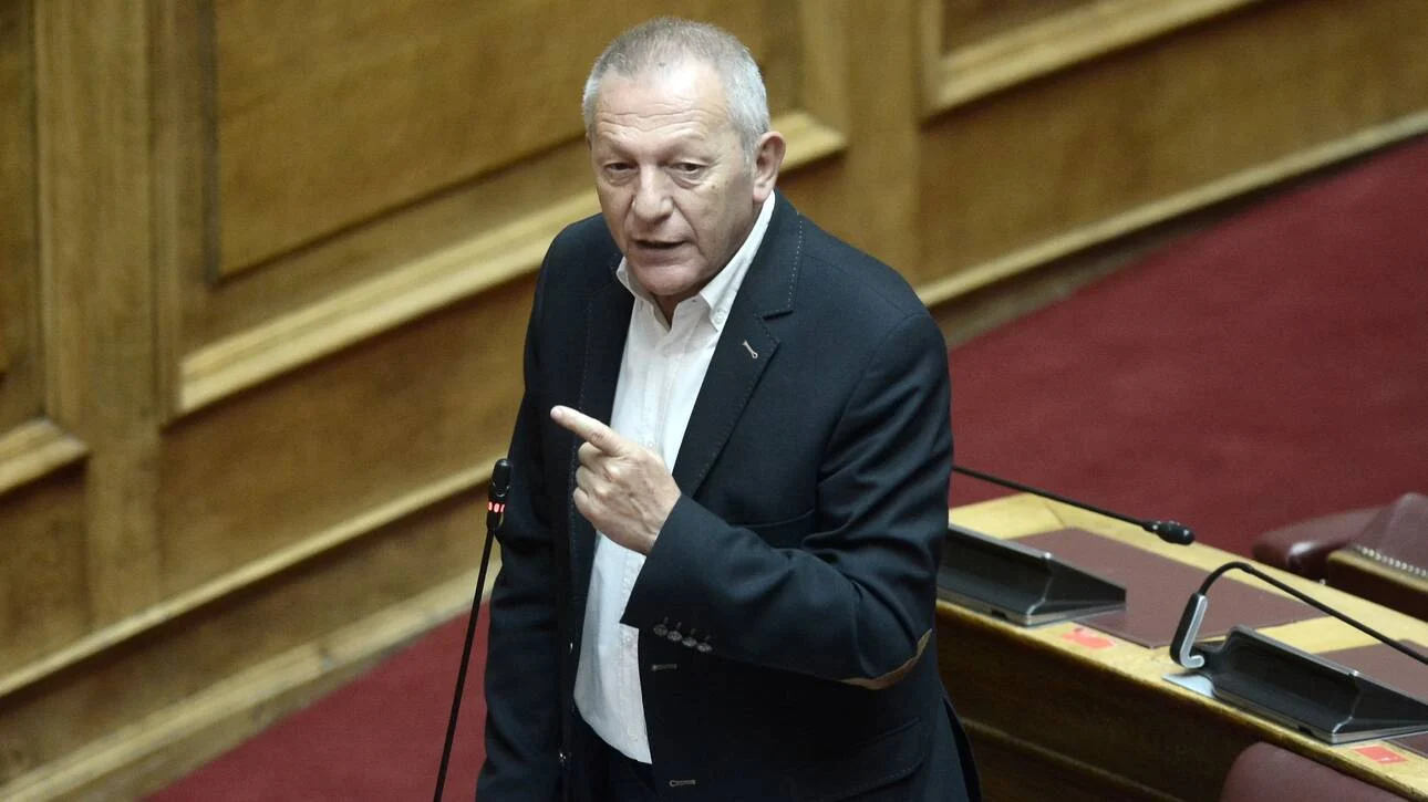 Θ.Παφίλης για Τέμπη: «Δύο χρόνια δεν ξέρει κανένας τι κουβάλαγε αυτή η αμαξοστοιχία;»