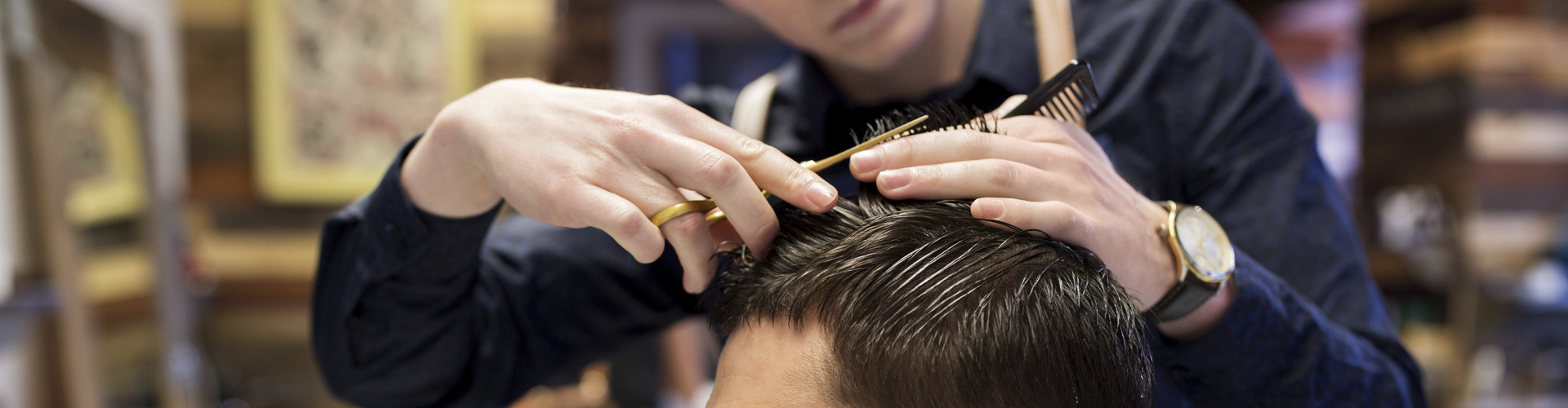 Έλληνας ο κομμωτής που έσπασε το ρεκόρ Γκίνες για το πιο γρήγορο κούρεμα!