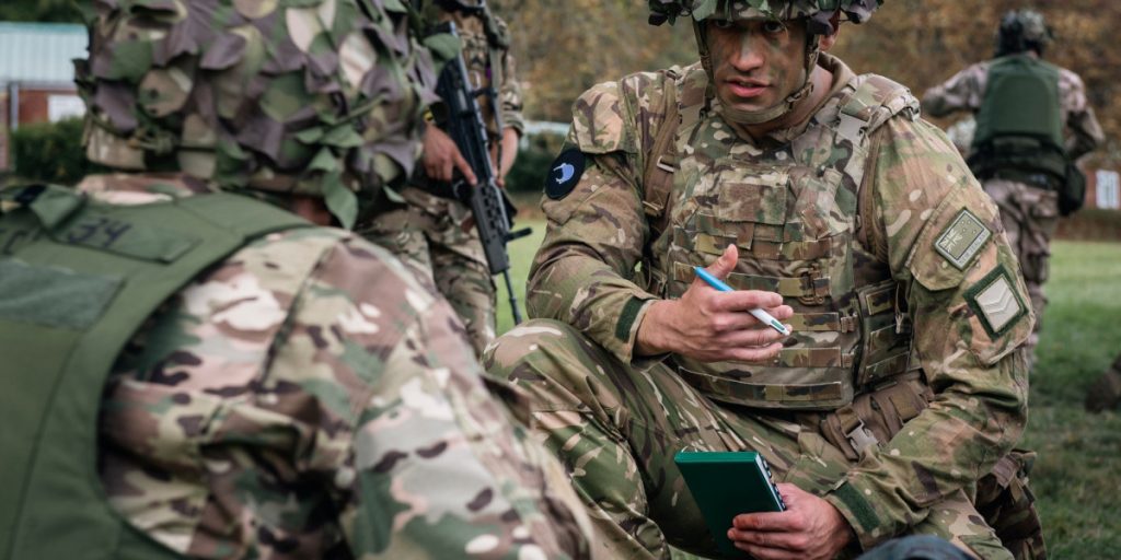 Νεοζηλανδός μισθοφόρος θάβεται με την σημαία της… Ουκρανίας μετά την εξόντωσή του στο ρωσο-ουκρανικό μέτωπο (vid)