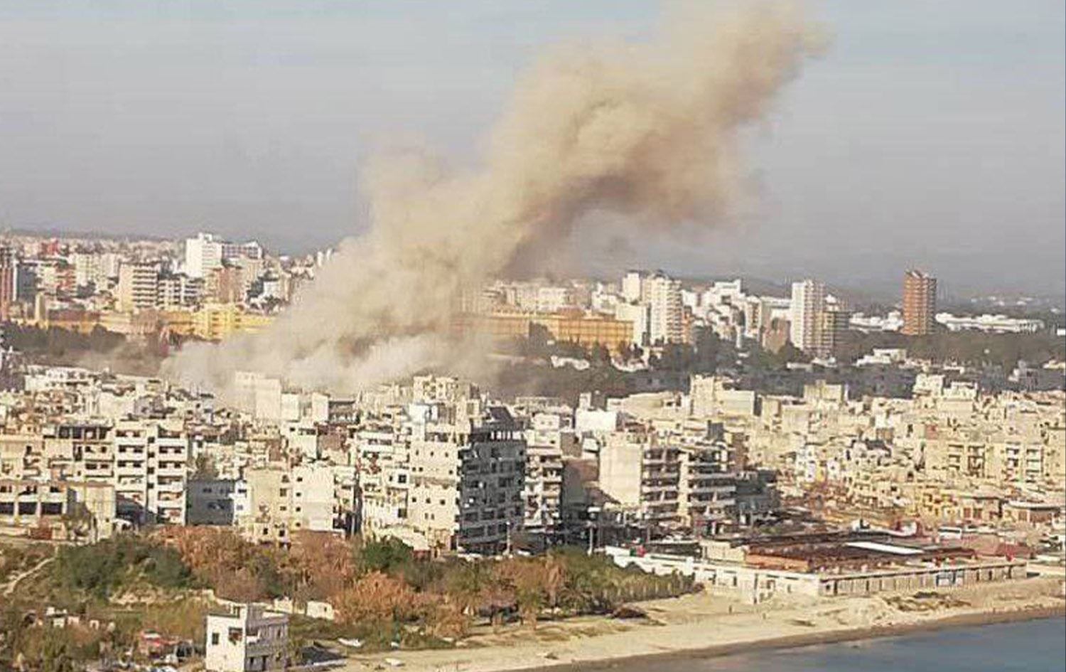 Συρία: Τουλάχιστον τρεις νεκροί και 12 τραυματίες από έκρηξη στη Λαττάκεια (βίντεο)