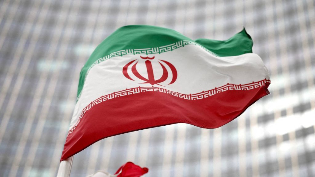 Υφ.Εξωτερικών Ιράν: «Η Τεχεράνη παραμένει αποφασισμένη να συνεργαστεί με τον ΔΟΑΕ»