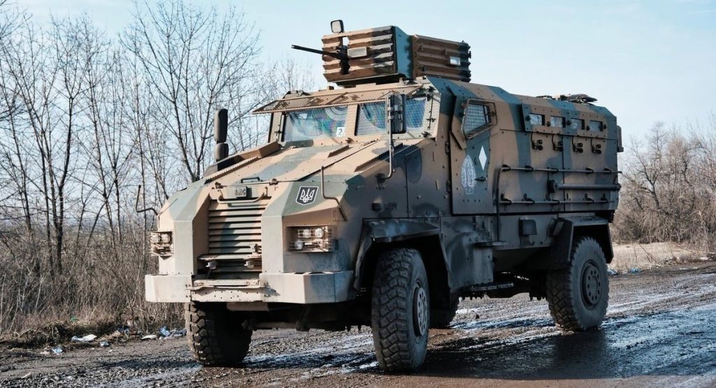 Οι ρωσικές δυνάμεις αιχμαλώτισαν ένα τουρκικό ΤΟΜΑ «Kirpi II» – Αναφορές για την ύπαρξη Τούρκων μισθοφόρων (βίντεο)