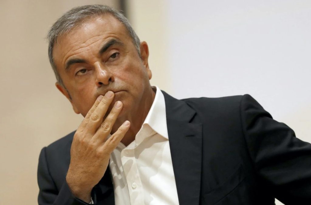 Carlos Ghosn: Πιστεύει ότι μόνο ένας μπορεί να σώσει τη Nissan