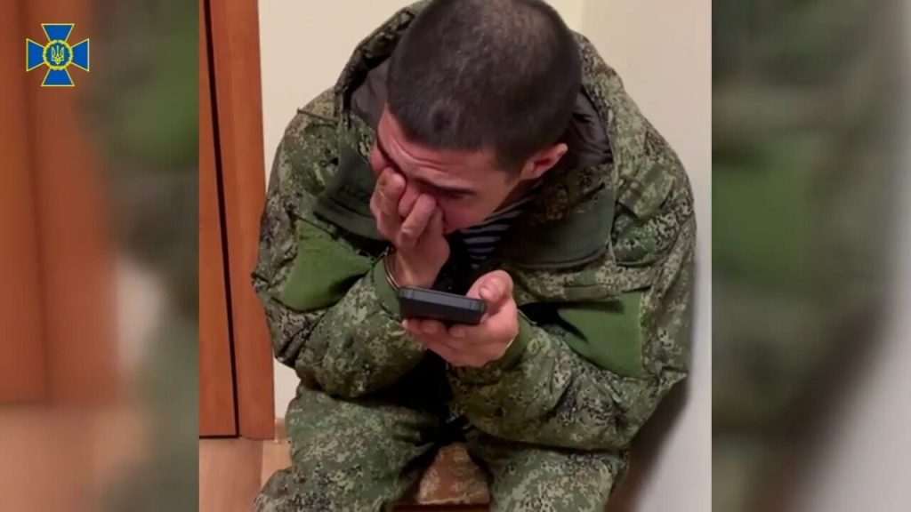 Άγριο ξέσπασμα Ουκρανού στρατιώτη κατά ομοεθνή του που μετανάστευσε στην Γερμανία: «Δεν έπρεπε να πολεμάω» (βίντεο)
