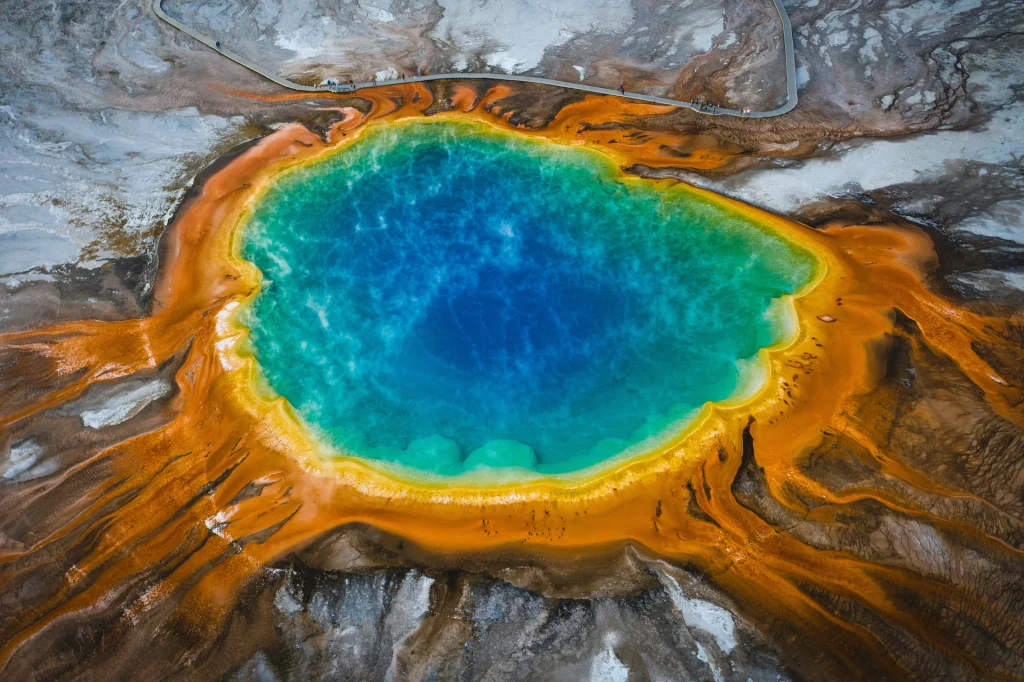 Το υπερηφαίστειο Yellowstone «ετοιμάζεται» να εκραγεί; – Τι δείχνουν τα νέα στοιχεία