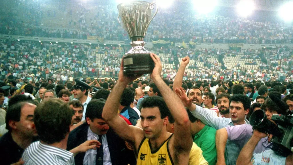 Νίκος Γκάλης: «111 χρόνια ιστορίας και υπερηφάνειας για τα γενέθλια του Άρη μου»