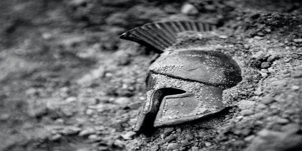 Τι σημαίνει η αρχαία ελληνική φράση «Αιέν αριστεύειν και υπείροχον έμμεναι άλλων»;