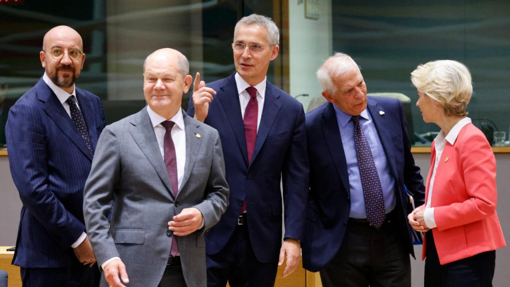 Αυτός είναι ο όρος που θέτει η Κομισιόν για να αρθούν οι κυρώσεις στη Ρωσία – Γιατί δεν βιάζεται η Μόσχα