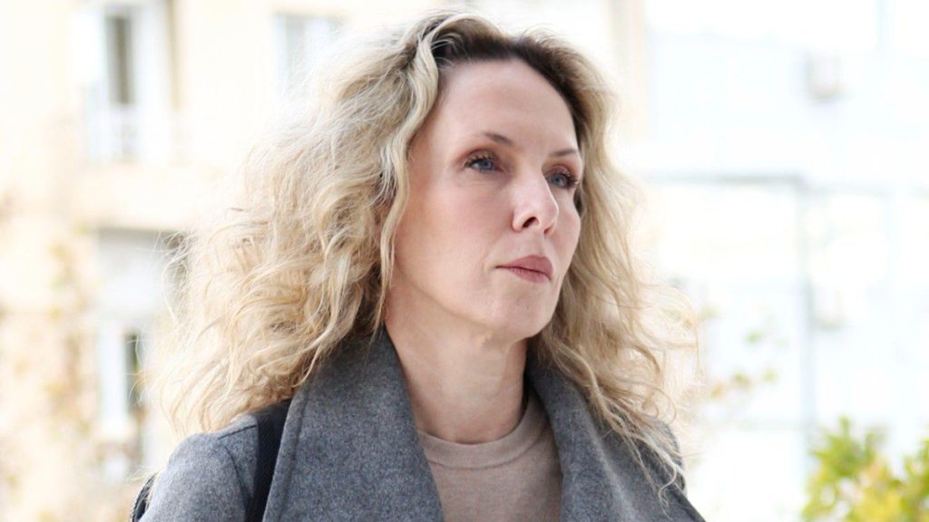 Ε.Παπούλα για Π.Φιλιππίδη: «Κατέβασε το παντελόνι και μου έδειξε τα γεννητικά του όργανα – Είναι κακός άνθρωπος»