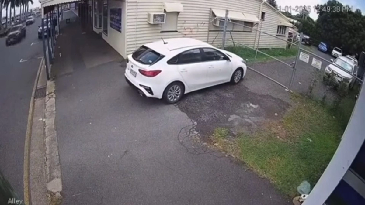 Βίντεο: Η… πατέντα Αυστραλού για να καταπολεμήσει το παράνομo παρκάρισμα – «Σίγουρα είναι Ελληνας»